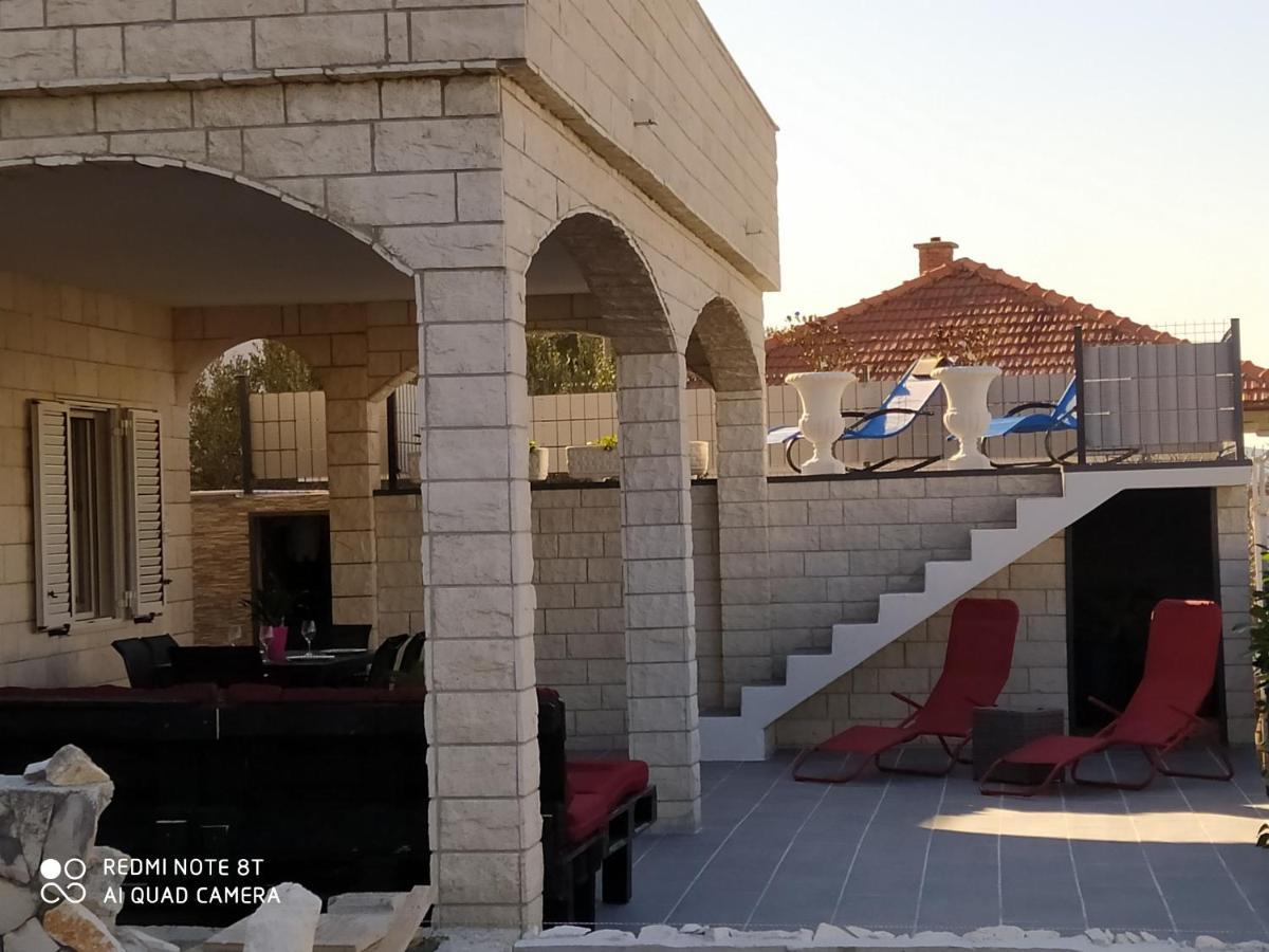 Villa Sandrina Donji Okrug  Exterior photo